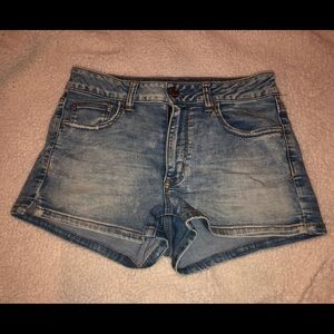 American Eagle High-Rise Jean Short-Short
